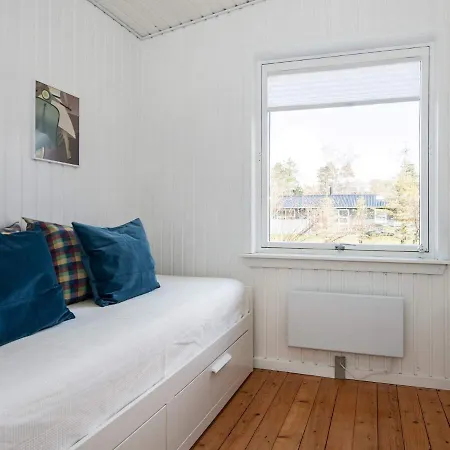 Holiday home 8 Person In *